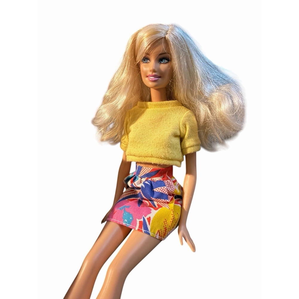 90's Blonde Sweetie Mattel barbie doll-Bendable Knees- OOAK Outfit With Shoes